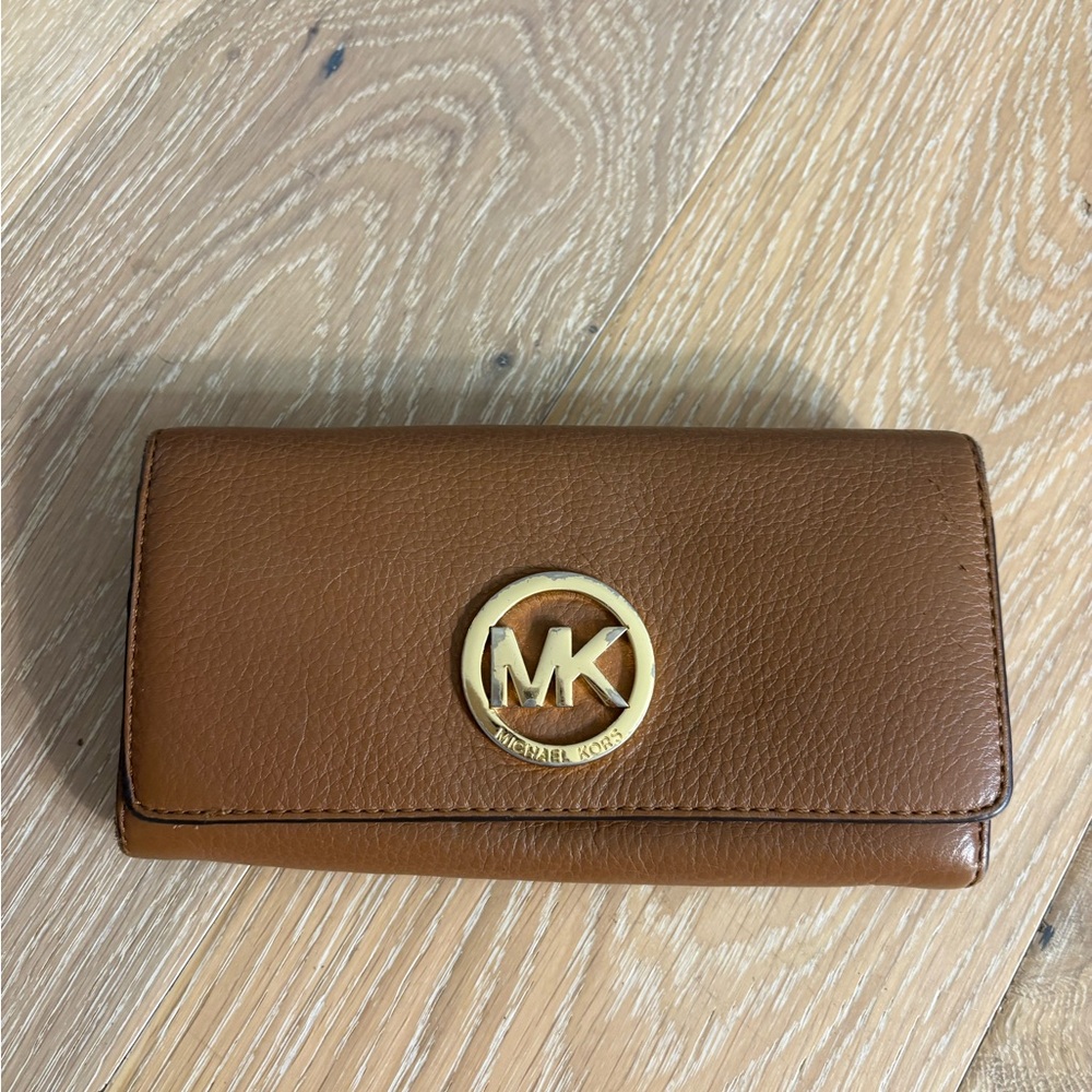 Michael Kors Tan Leather Wallet with Gold Logo